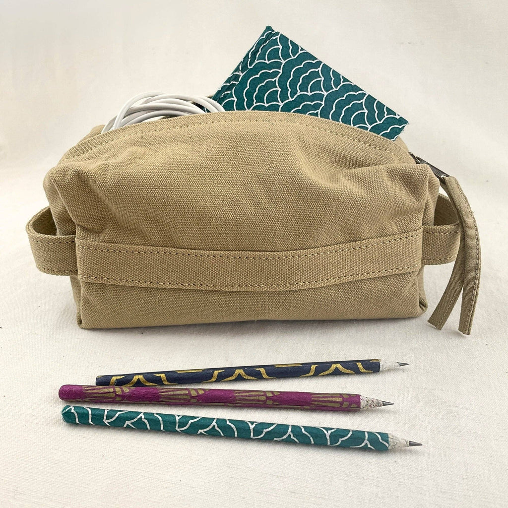 MITUL Unisex Canvas Washbag Shaving Pouch: Chilli Brown