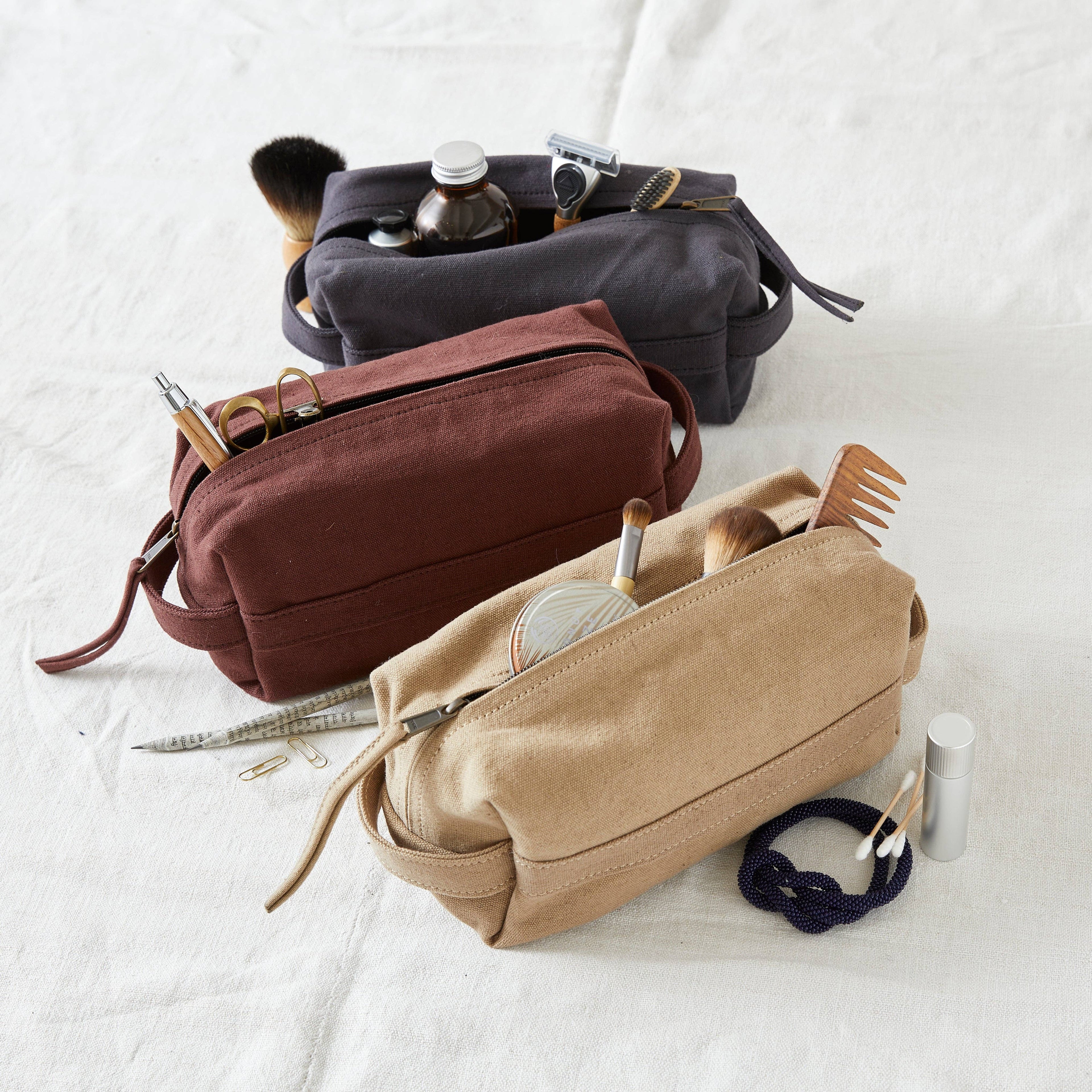 MITUL Unisex Canvas Washbag Shaving Pouch: Chilli Brown