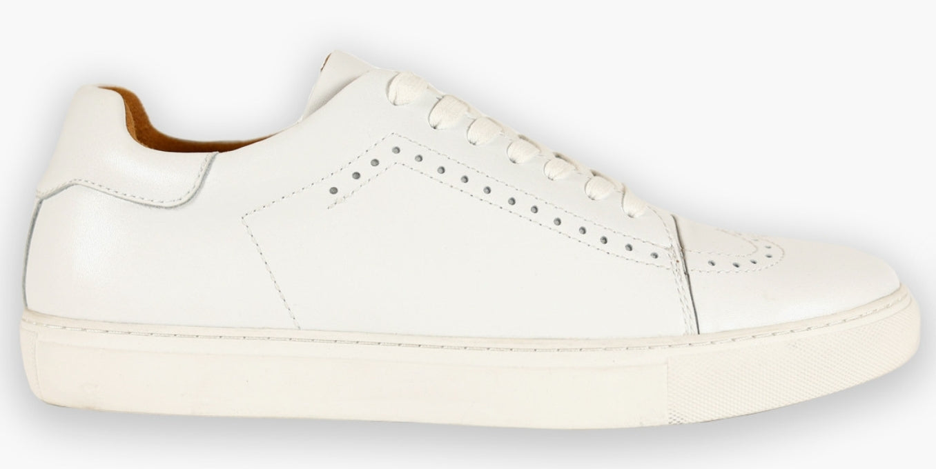 White Trainers - Boston | Front