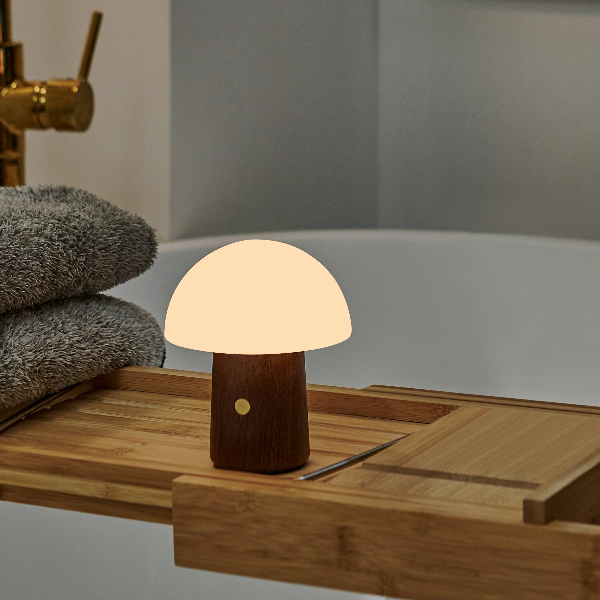 Mini Alice Mushroom Lamp: Walnut / Mini