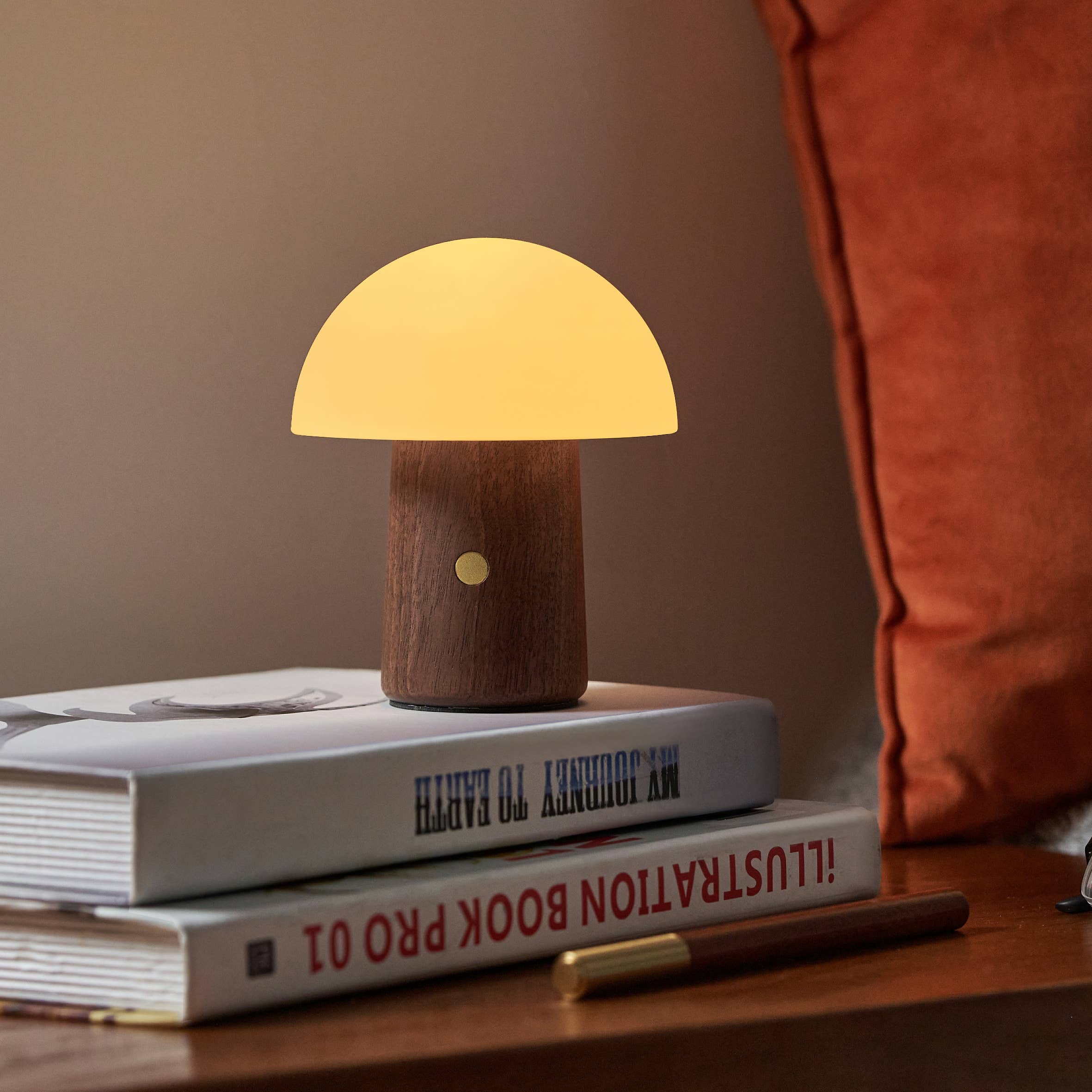 Mini Alice Mushroom Lamp: Walnut / Mini