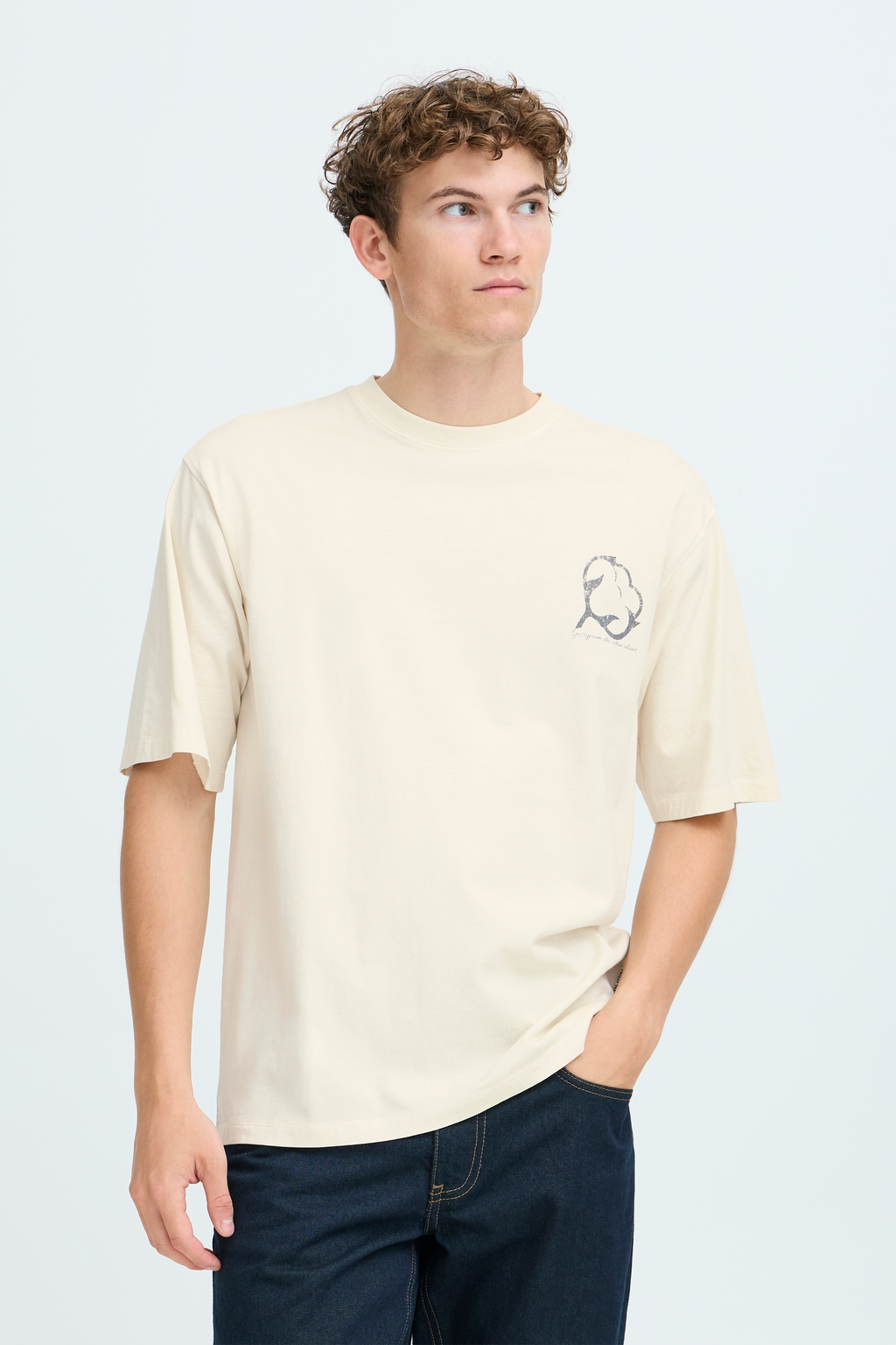 Turtledove Off-White Printed T-Shirt - Hargin | Casual Friday