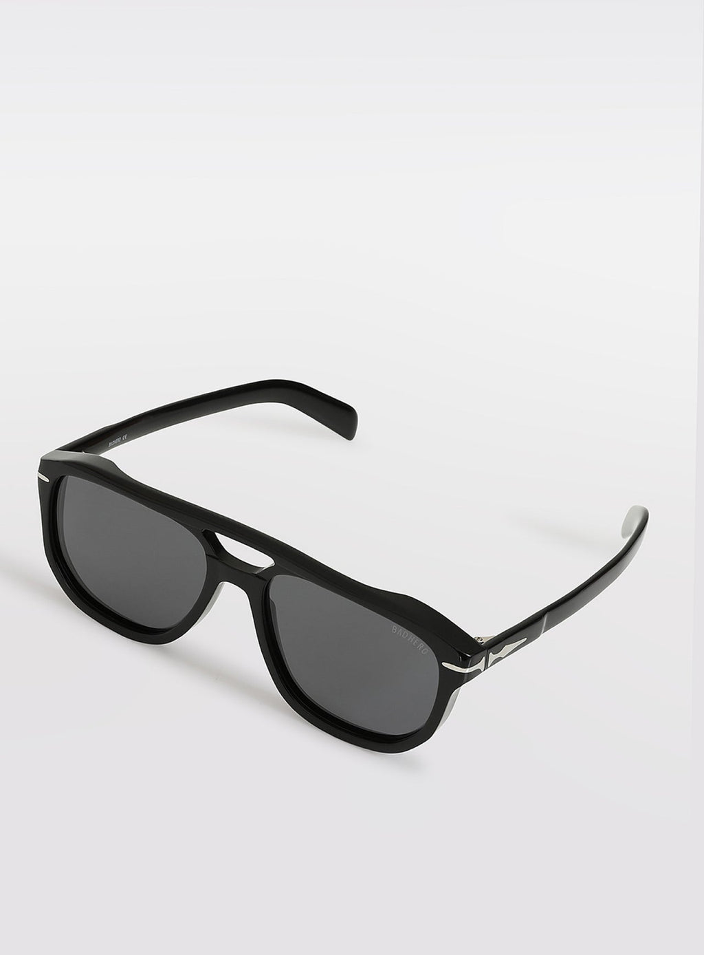 Black Sunglasses - Verano | BadHero