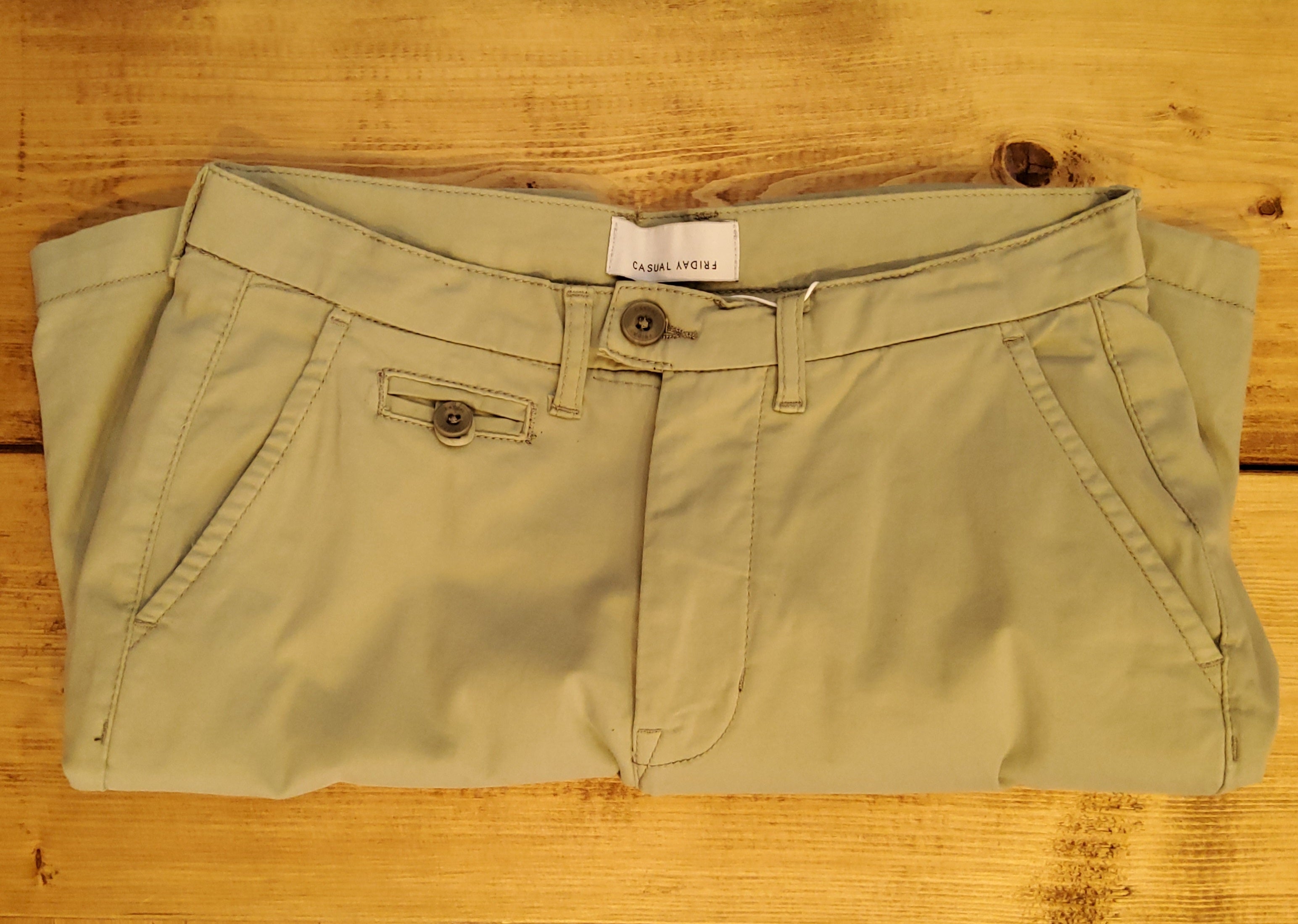 Pistachio Chino Shorts - Allan | Casual Friday